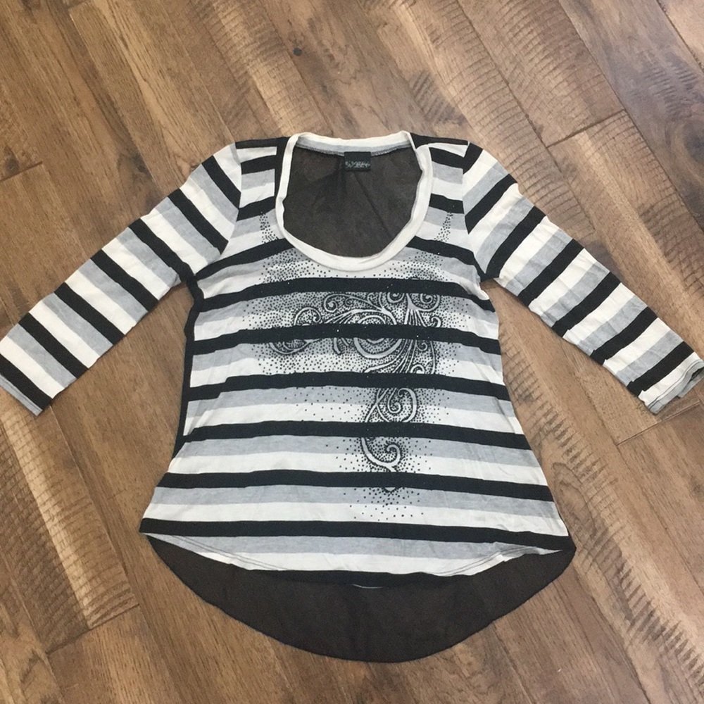 Buckle Top